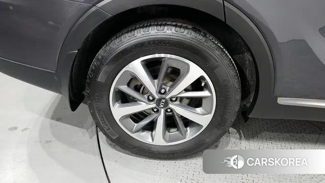 Kia The New Sorento id 3672255 из Кореи 15