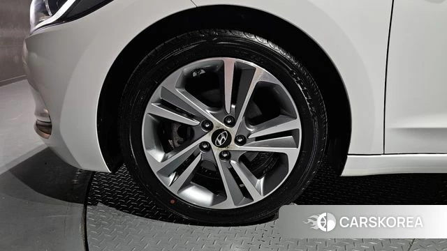 Hyundai Avante AD id 4286092 из Кореи 15