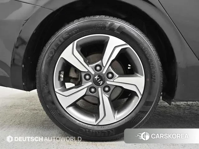 Kia Come New K3 id 3677402 из Кореи 15