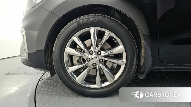 Kia The New Carnival id 4286031 из Кореи 15
