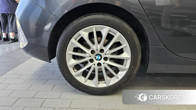 BMW 1 Series (F40) id 4930434 из Кореи 25