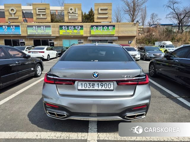 BMW 7 Series (G11) id 3795424 из Кореи 14