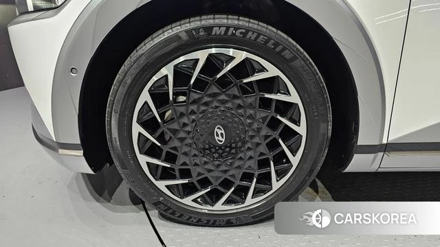 Hyundai Ionic 5 id 4433926 из Кореи 29