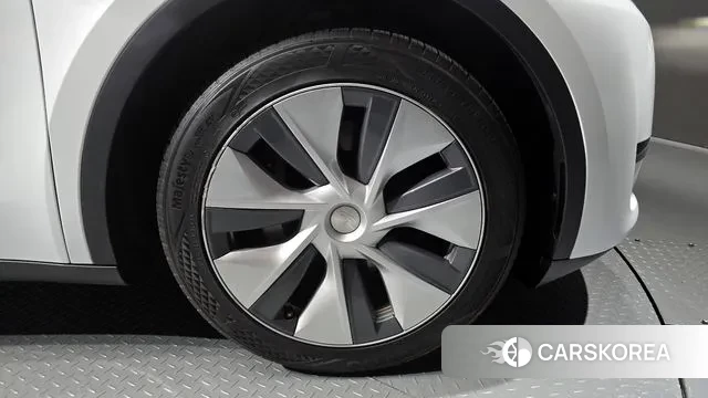 Tesla Model Y id 3751443 из Кореи 15