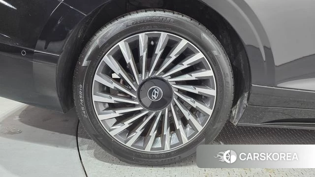 Hyundai Grandeur Hybrid (GN7) id 4302881 из Кореи 32