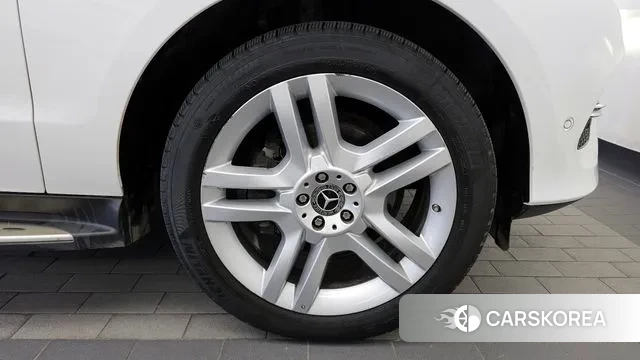 Mercedes-Benz GLE - Class W166 id 3357127 из Кореи 15