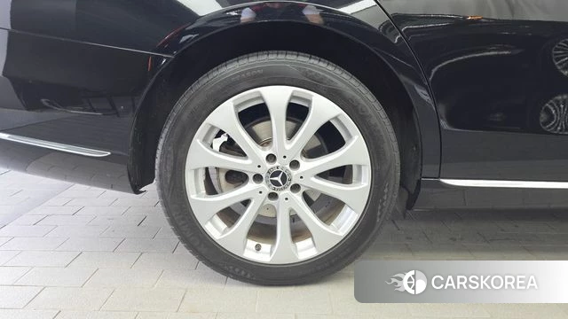 Mercedes-Benz E-Class W213 id 4471321 из Кореи 26