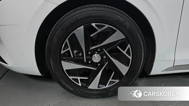 Hyundai The New Grandeur IG Hybrid id 4187952 из Кореи 26