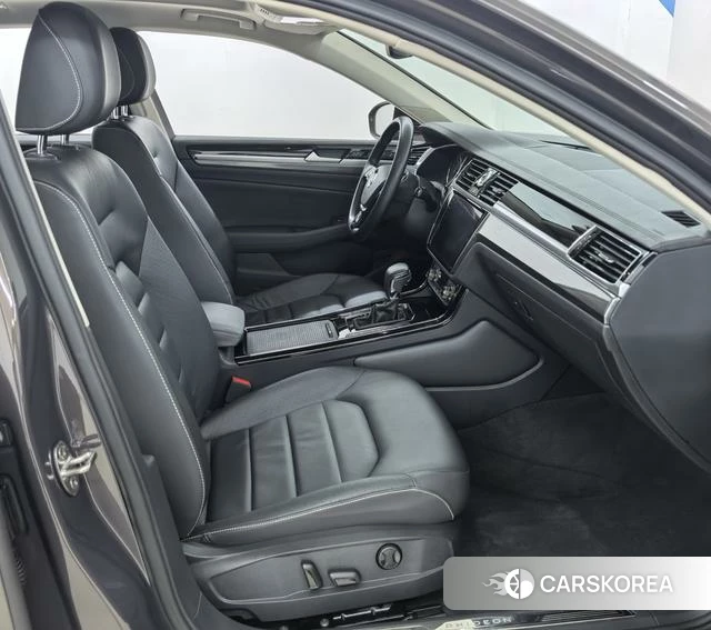 Volkswagen Huiang id 4254251 из Китая 12