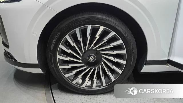 Hyundai Grandeur (GN7) id 4592007 из Кореи 27