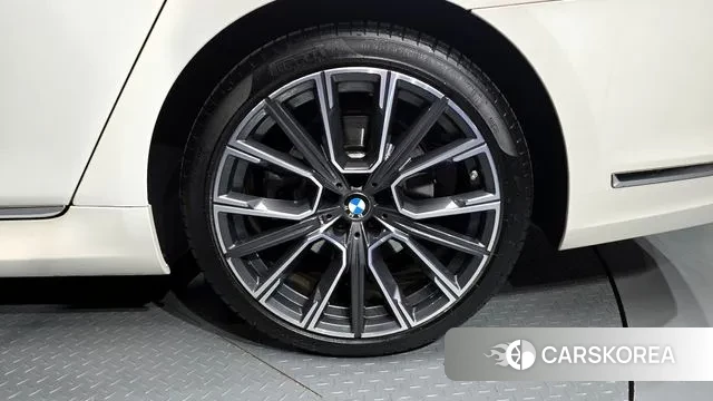 BMW 7 Series (G11) id 3611677 из Кореи 15