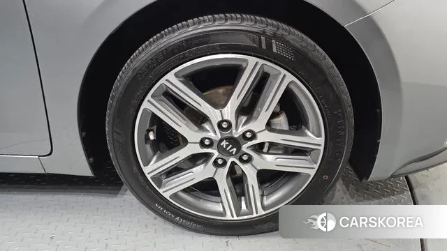 Kia Come New K3 id 3433729 из Кореи 15