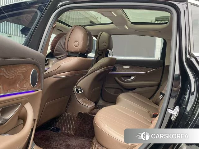 Mercedes-Benz E-class id 4256241 из Китая 10