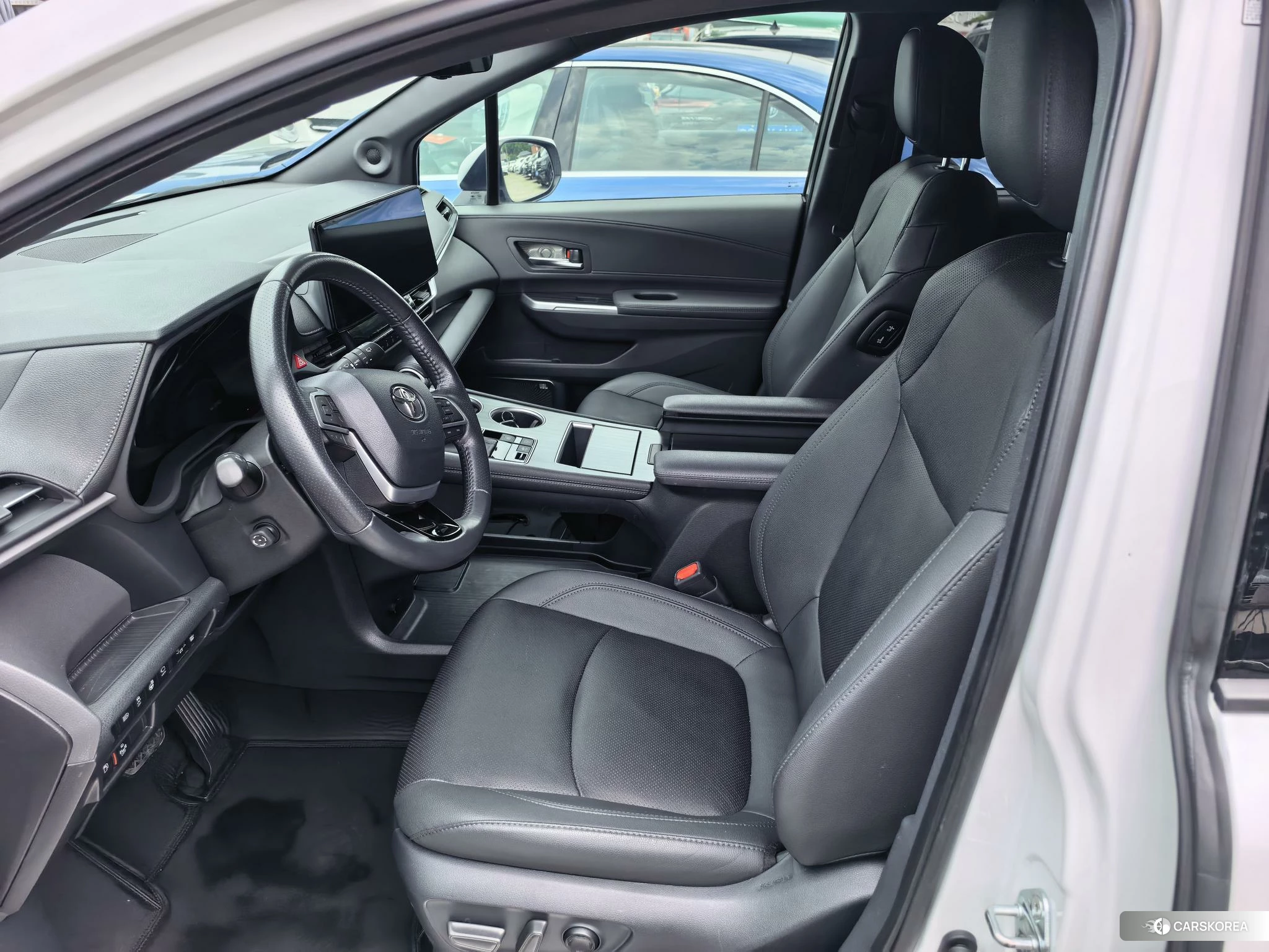 Toyota Saina id 4492740 из Китая 13