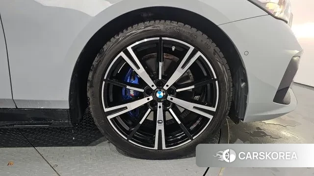 BMW 5 Series (G60) id 2930038 из Кореи 15