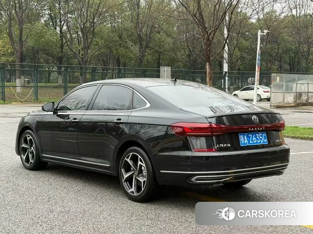 Volkswagen Passat 2024 Черный из Китая, фото 5