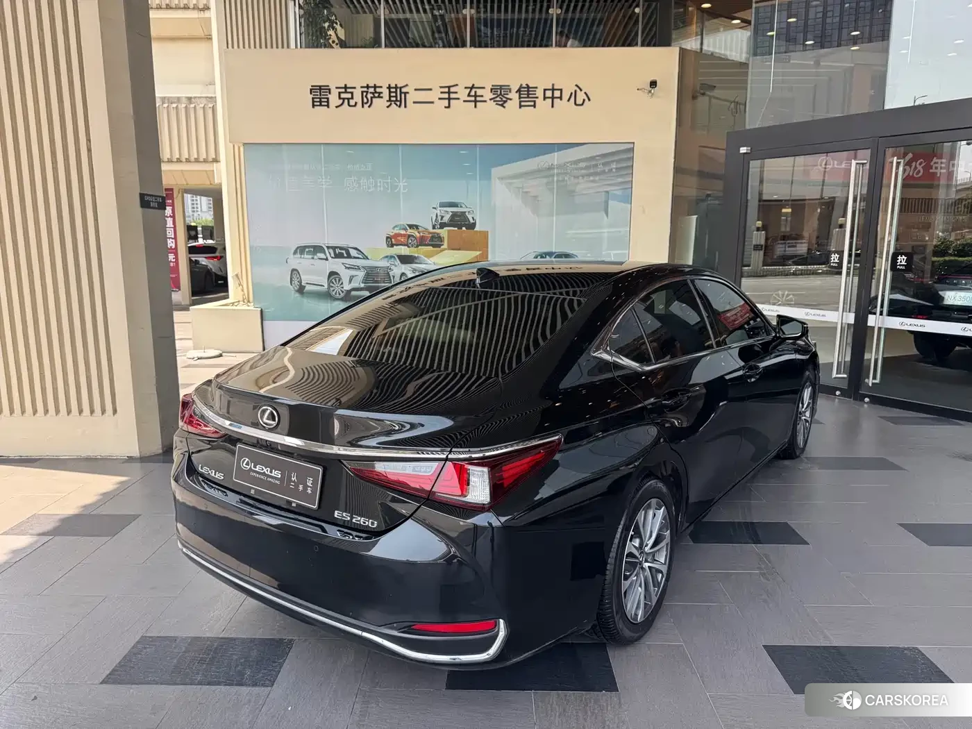 Lexus ES id 4547404 из Китая 9