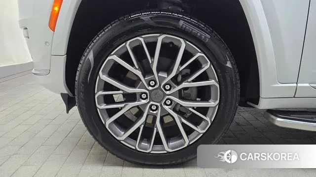 Jeep Grand Cherokee (WL) id 3634199 из Кореи 15