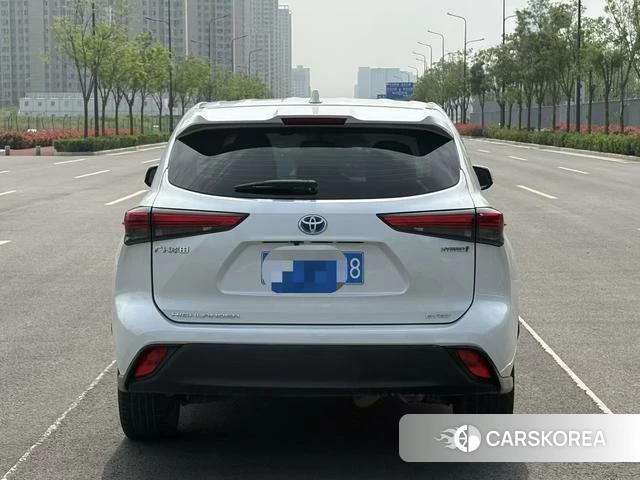 Toyota Highlander 2022 Белый из Китая, фото 5