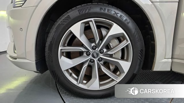 Audi e-Tron id 4736922 из Кореи 32