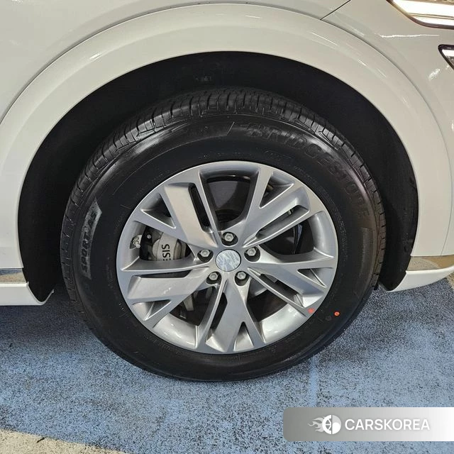Genesis GV70 id 4485619 из Кореи 15