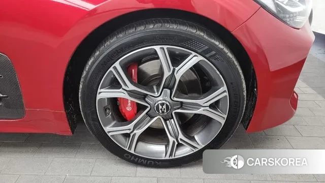 Kia Stinger id 3499894 из Кореи 15