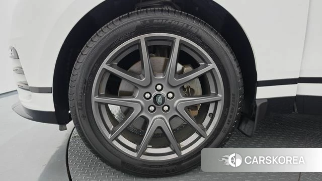 Land Rover Range Rover Velar id 4670211 из Кореи 15