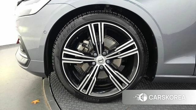 Volvo S60 3rd generation id 4836502 из Кореи 15