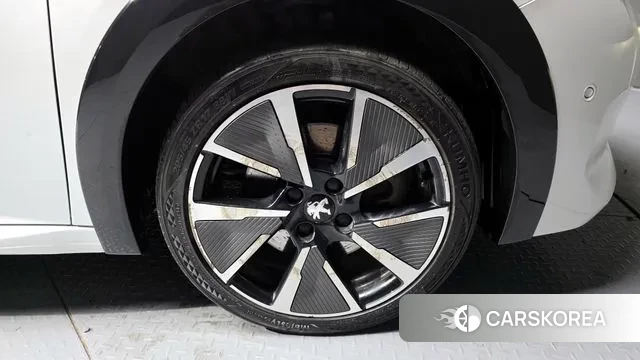 Peugeot e-208 second Generation id 3727761 из Кореи 15