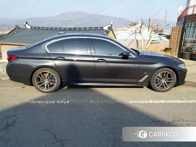 BMW 5 Series (G30) id 3695329 из Кореи 15