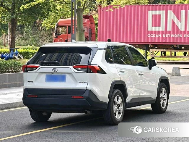 Toyota RAV4 Rongfang 2021 Белый из Китая, фото 6