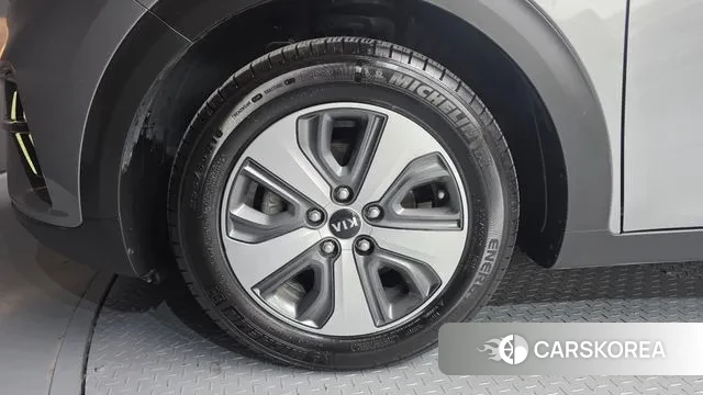 Kia The New Niro id 3479222 из Кореи 15