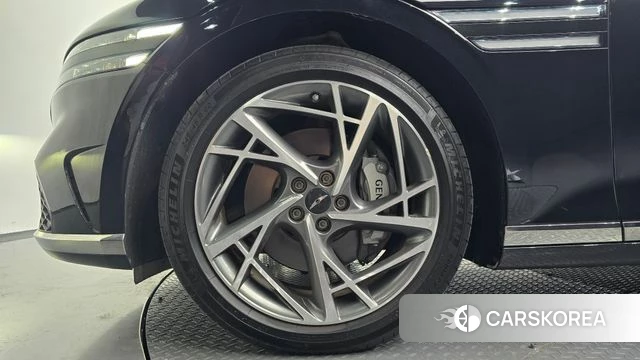 Genesis G90 (RS4) id 4696718 из Кореи 29