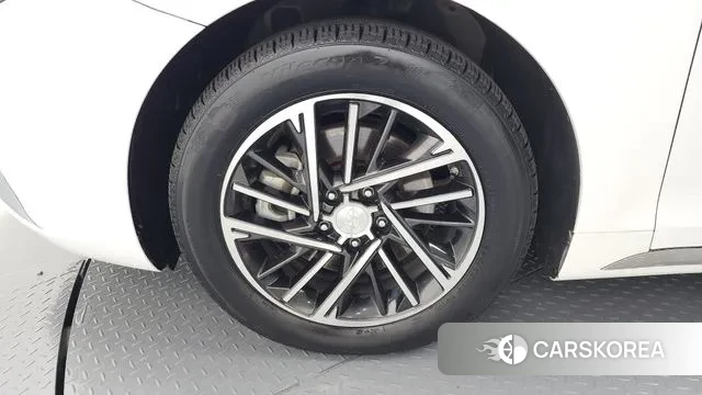 Hyundai The New Grandeur IG id 3447705 из Кореи 15