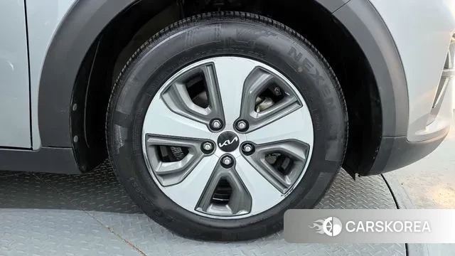 Kia The New Niro id 3592083 из Кореи 15