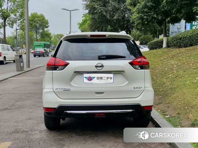 Nissan Qijun 2022 Белый из Китая, фото 5