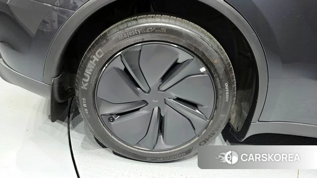 Tesla Model Y id 4387807 из Кореи 28
