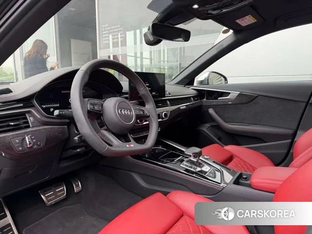 Audi S4 2025 Черный из Китая, фото 5