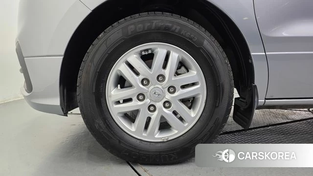 Hyundai The New Grand Starex id 4865508 из Кореи 15