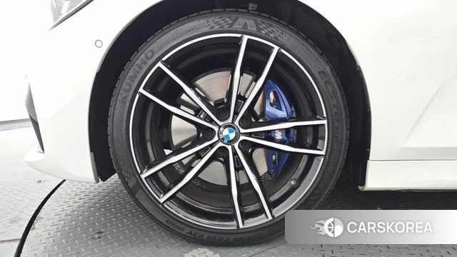 BMW 3 Series (G20) id 3942475 из Кореи 15