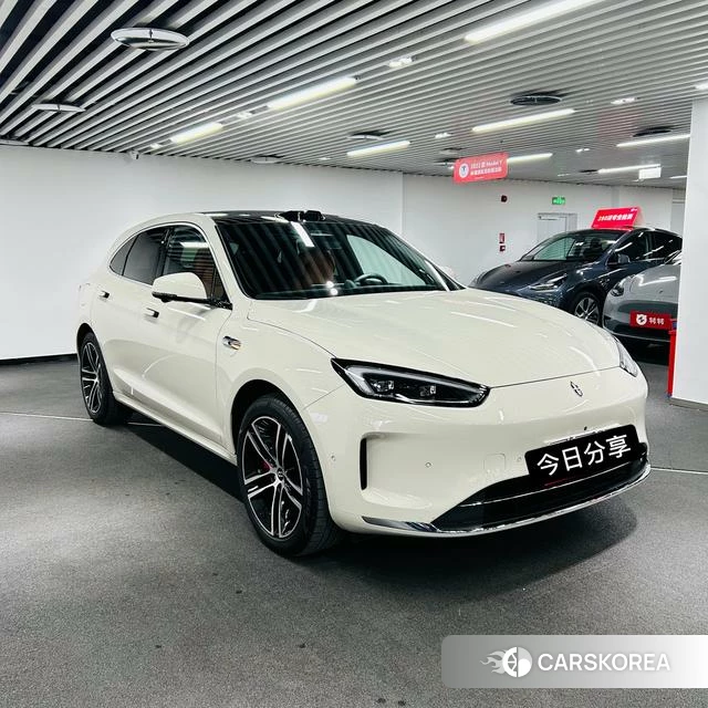 AITO Ask the world M5 2025 Белый из Китая, фото 5