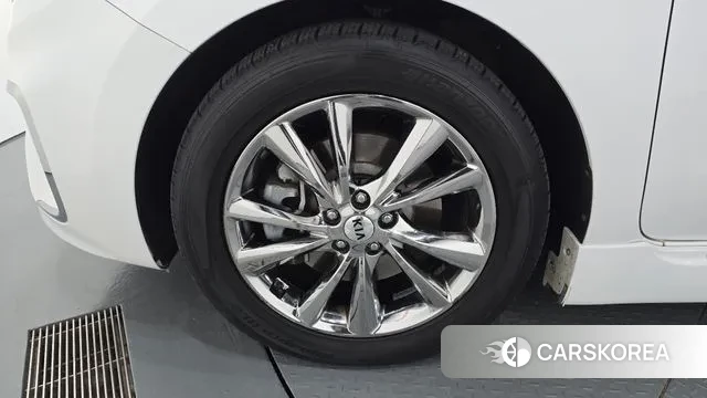 Kia The New Carnival id 3396465 из Кореи 15