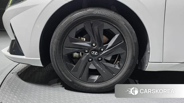 Hyundai Avante Hybrid (CN7) id 4632382 из Кореи 15