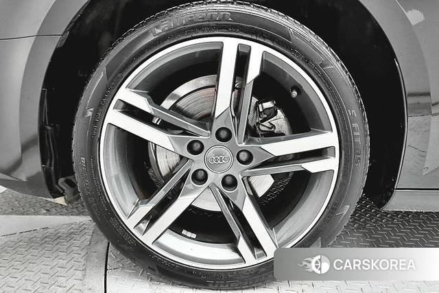 Audi A4 (B9) id 3942455 из Кореи 15