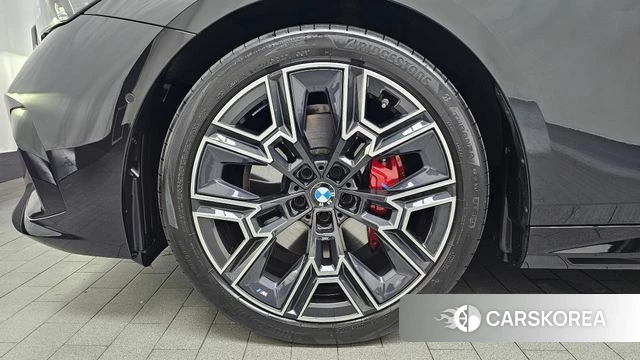 BMW 5 Series (G60) id 4441539 из Кореи 27