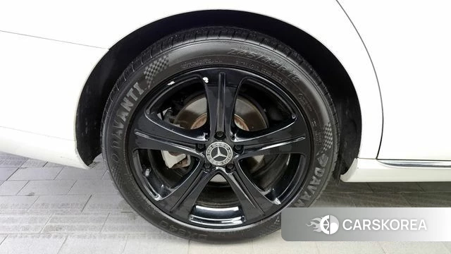 Mercedes-Benz E-Class W213 id 3911717 из Кореи 15