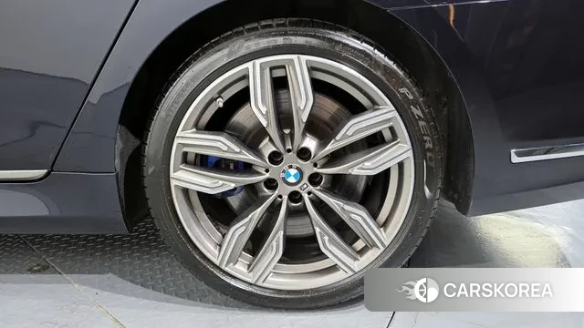 BMW 7 Series (G11) id 3071083 из Кореи 15