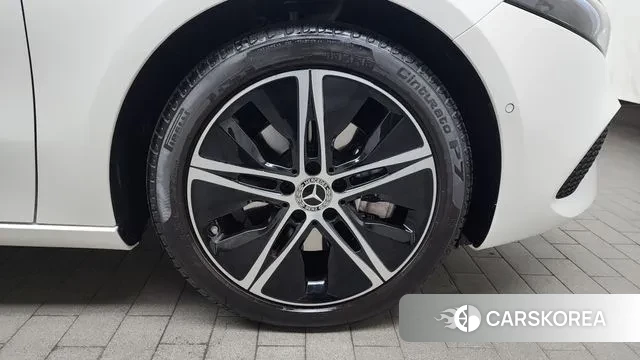 Mercedes-Benz A-Class W177 id 3576326 из Кореи 15