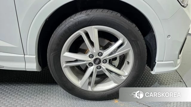 Audi Q3 (F3) id 4354915 из Кореи 33