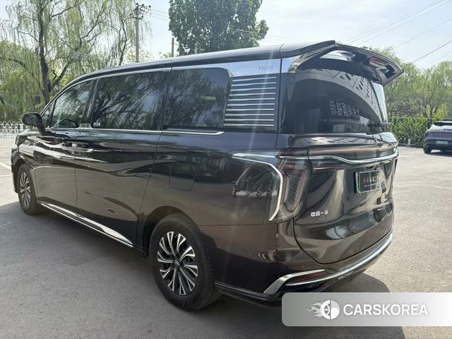 Red flag HQ9 PHEV id 4228469 из Китая 7